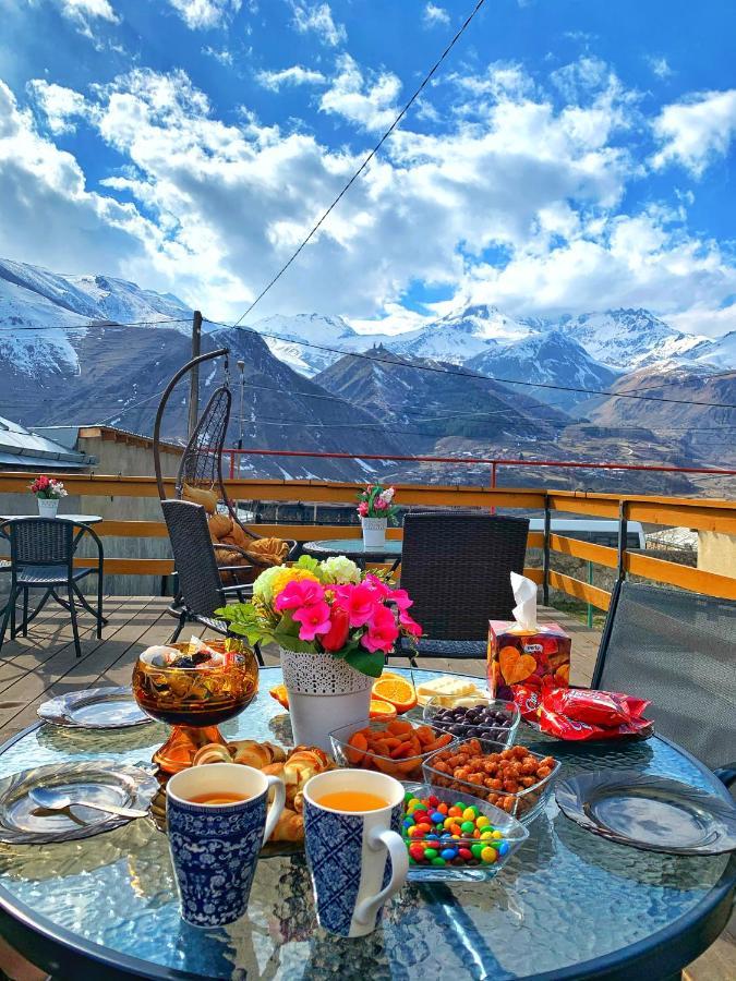 Hotel Elia Kazbegi 외부 사진