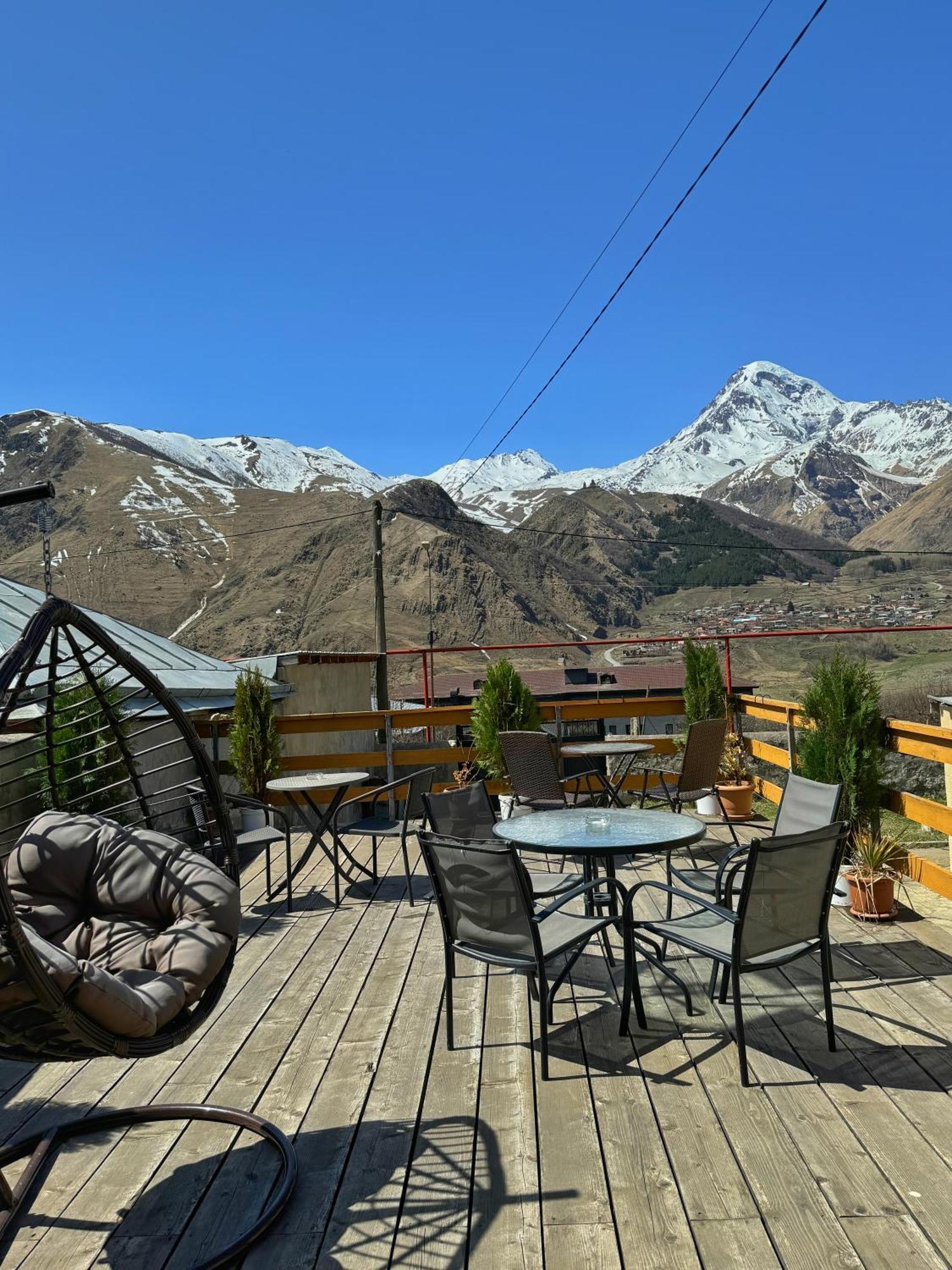 Hotel Elia Kazbegi 외부 사진